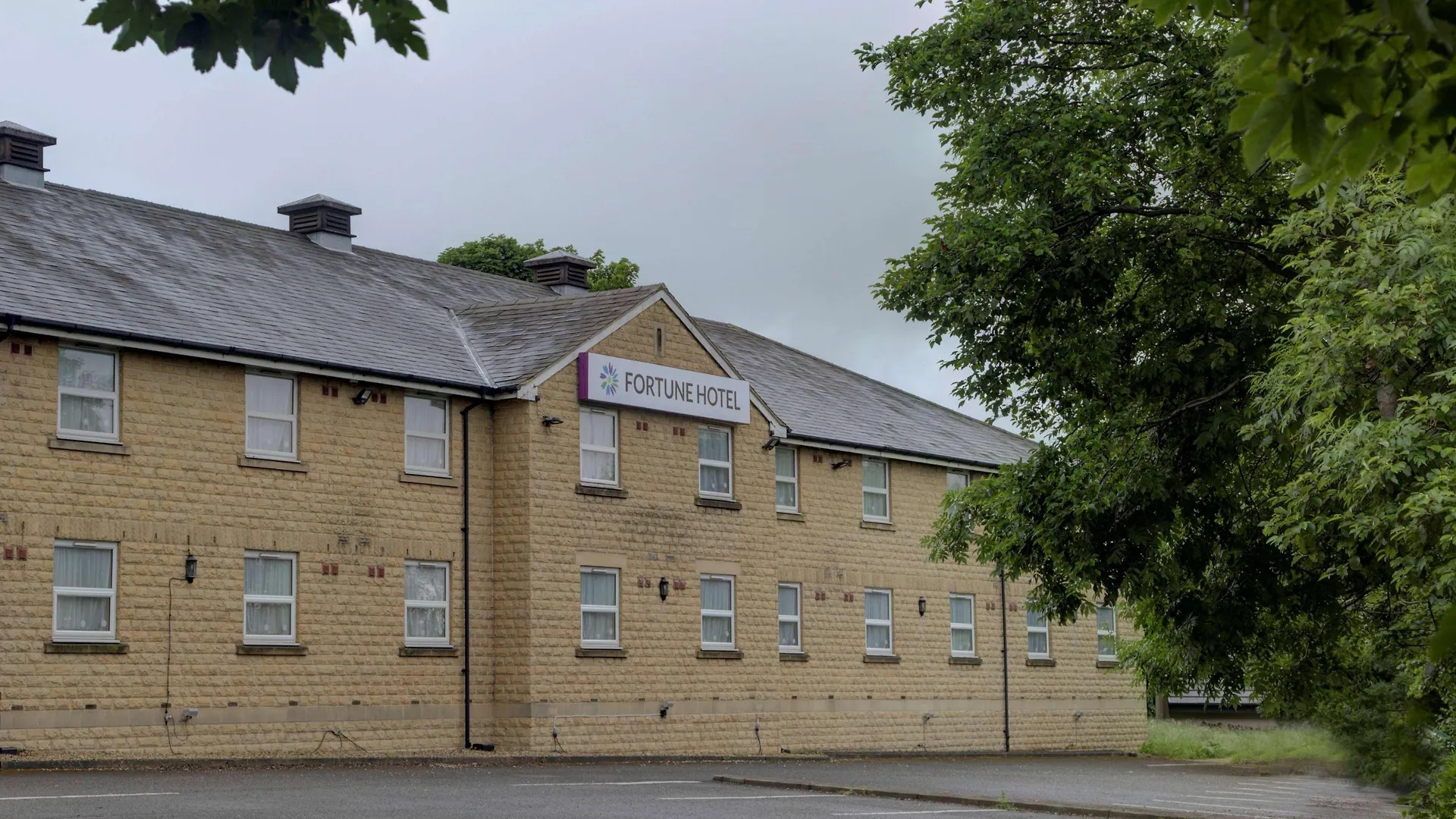 Fortune Huddersfield; Sure Hotel Collection By Best Western 3*, Huddersfield Reino Unido